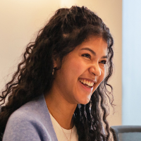 Professional-Headshot-Poses-Blog-Post 1